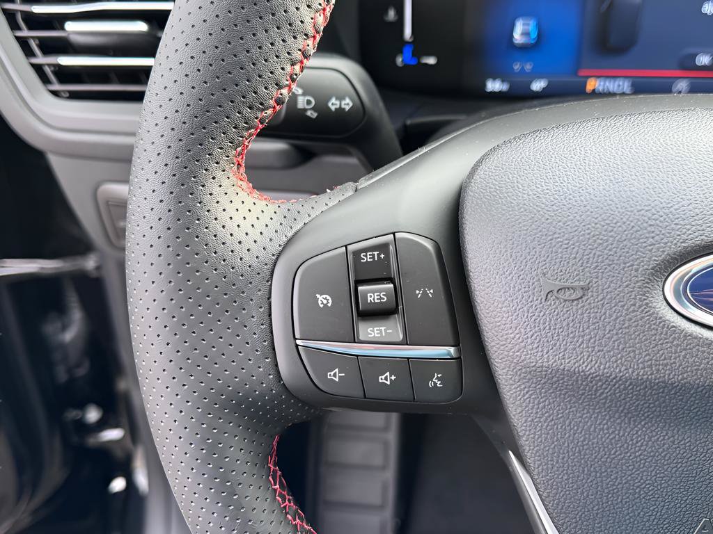 New 2026 Ford Escape ST-Line w/ Cold Weather Package FWD image 15