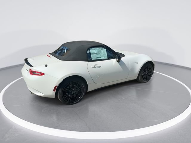 New 2026 MAZDA MX-5 Miata Club w/ Interior Package RWD image 8