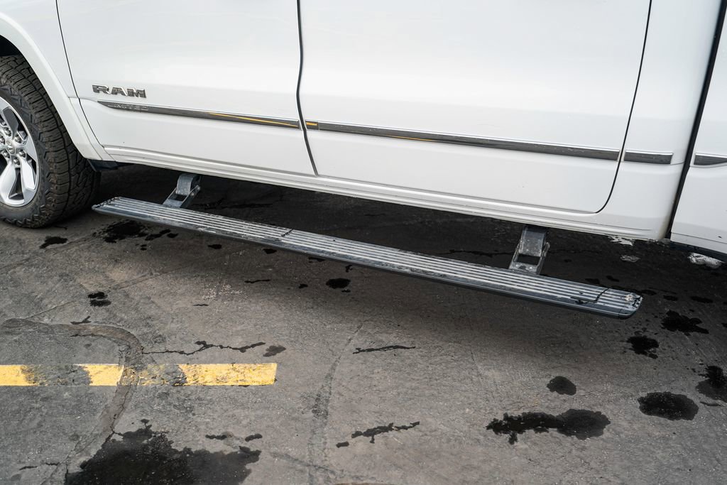 Used 2020 RAM 1500 Limited image 9