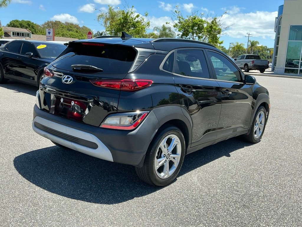 Used 2022 Hyundai Kona SEL w/ Cargo Package image 6