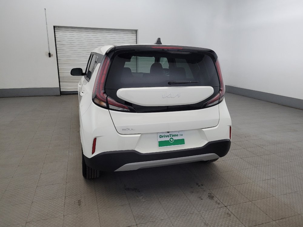 Used 2025 Kia Soul S image 6