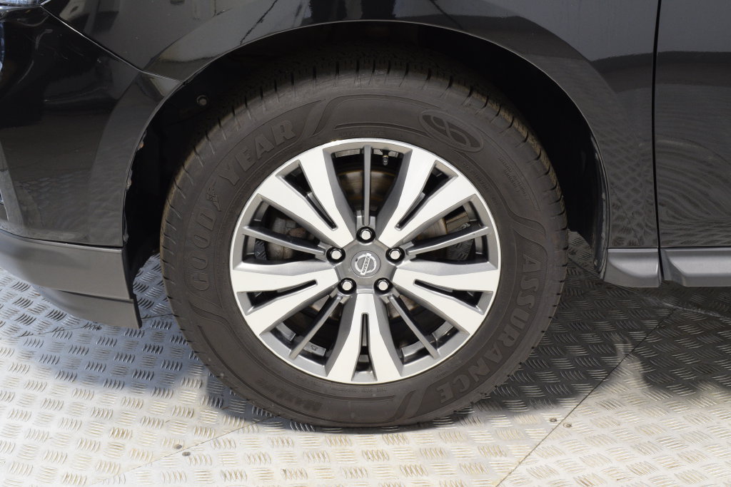Used 2019 Nissan Pathfinder SL AWD/4WD image 36