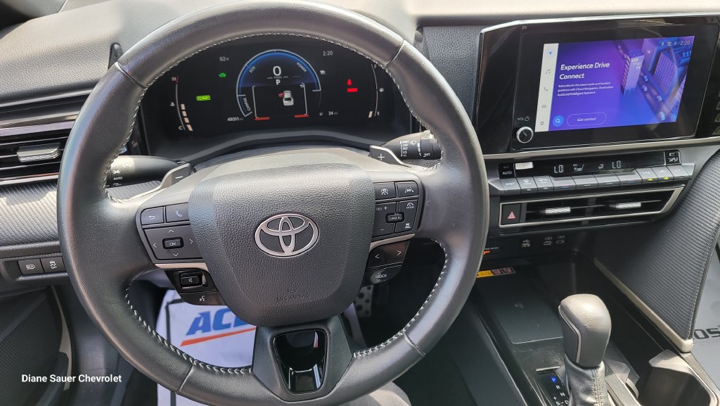 Used 2025 Toyota Camry SE FWD image 20