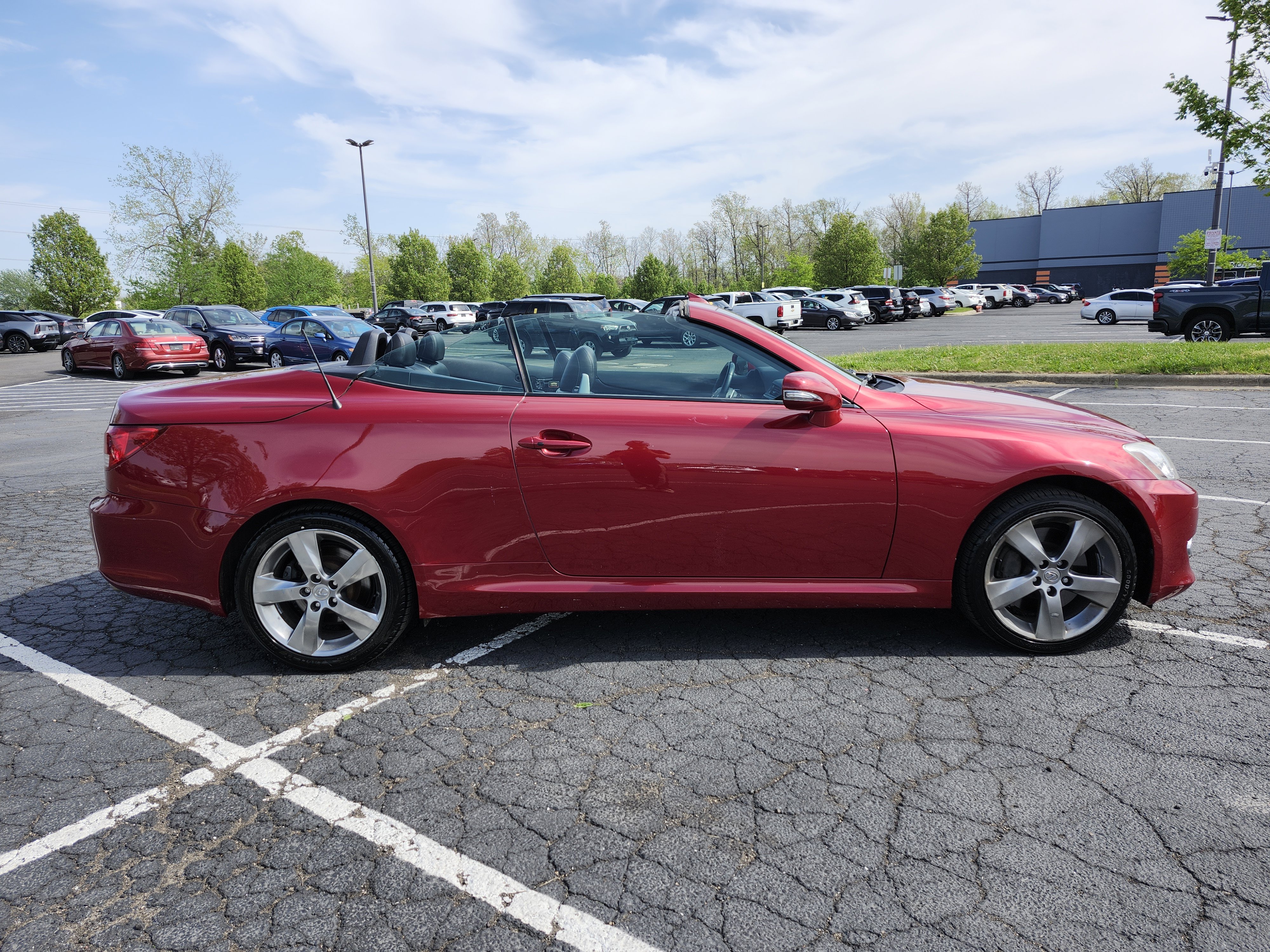 Used 2010 Lexus IS 350C image 13