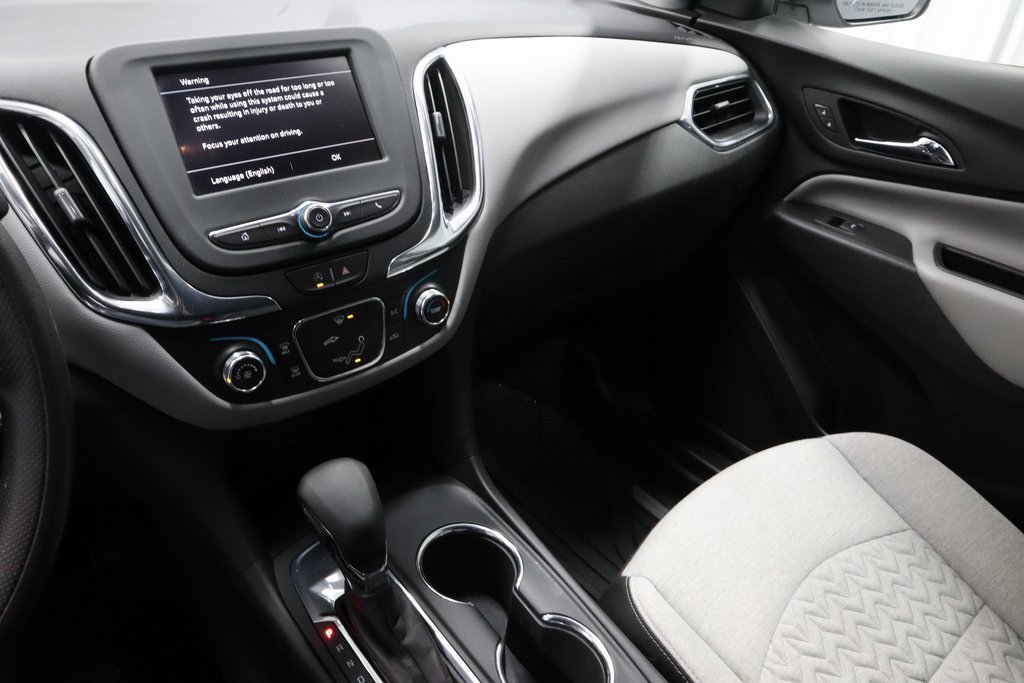 Used 2022 Chevrolet Equinox LS w/ LS Convenience Package image 30