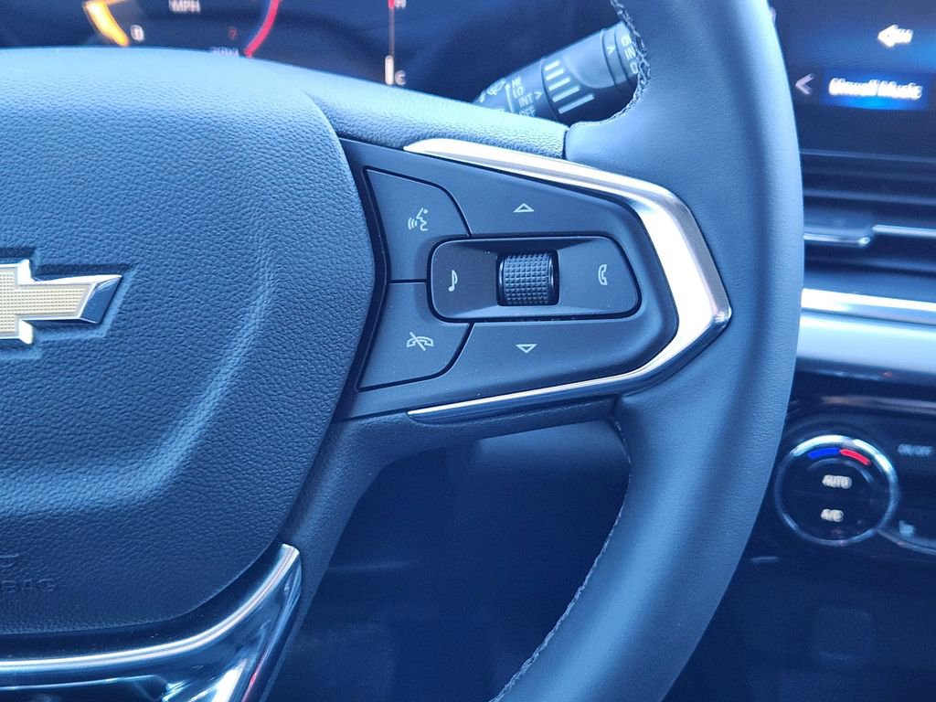 New 2026 Chevrolet Trax LT w/ Driver Confidence Package image 16