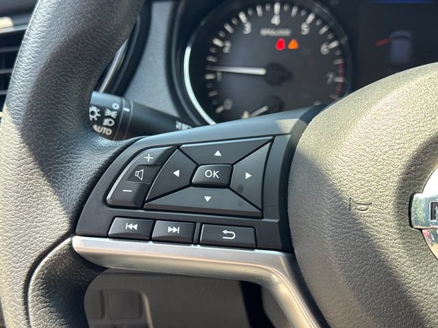 Used 2021 Nissan Rogue Sport S AWD/4WD image 25