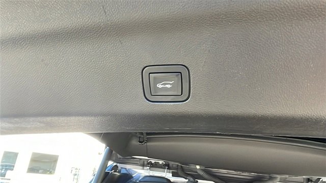 Used 2021 Cadillac Escalade Sport w/ Driver Assist Tech Package image 35