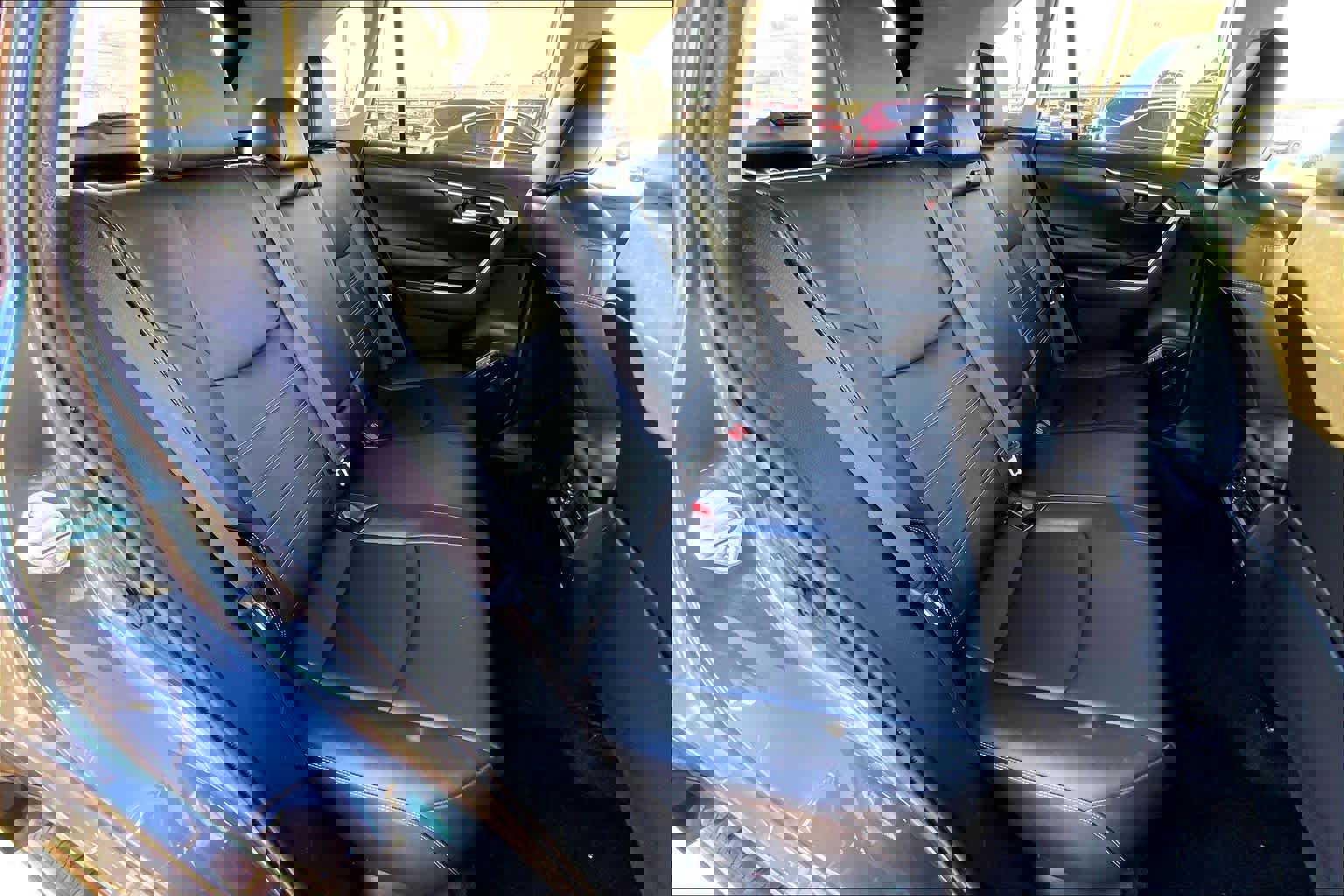 Used 2019 Toyota RAV4 XLE Premium image 13