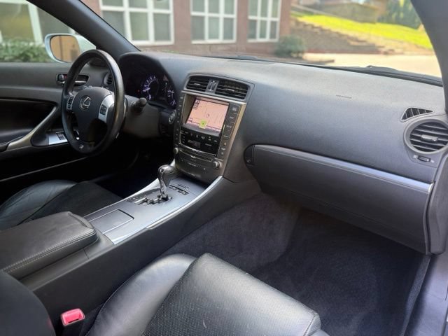 Used 2013 Lexus IS 250C w/ F-Sport Pkg w/Summer Tires RWD image 18