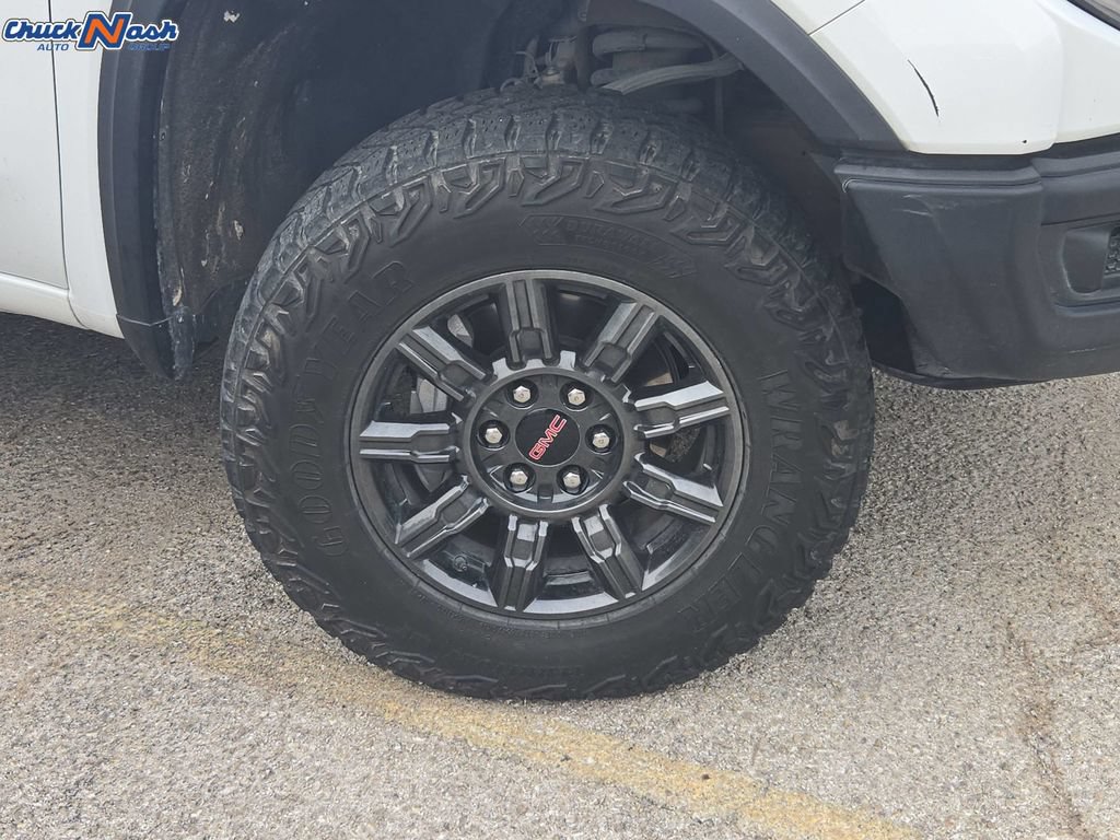 Used 2024 GMC Sierra 1500 AT4X AWD/4WD image 10