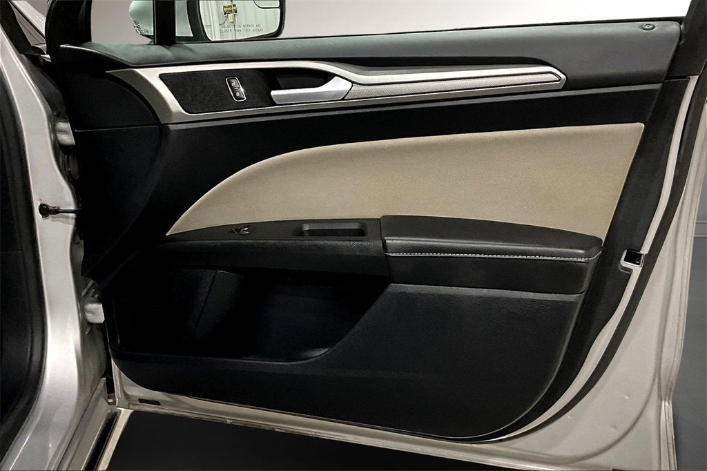 Used 2018 Ford Fusion S image 27