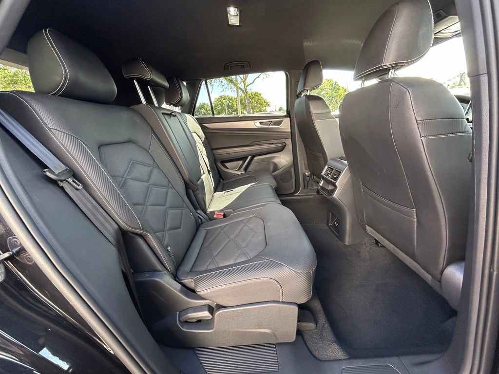 Used 2026 Volkswagen Atlas Cross Sport SE FWD image 27