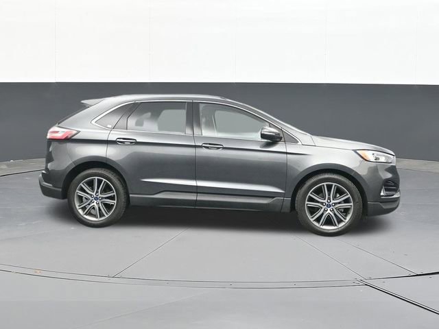 Used 2020 Ford Edge Titanium FWD image 18
