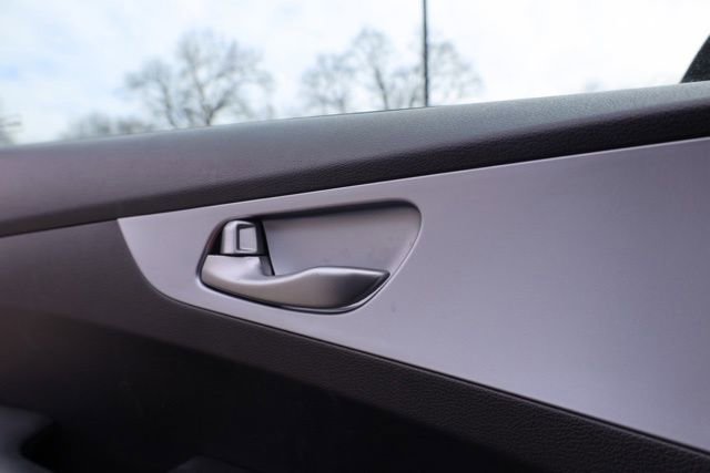 Used 2023 Kia Forte LXS w/ LXS Technology Package image 22