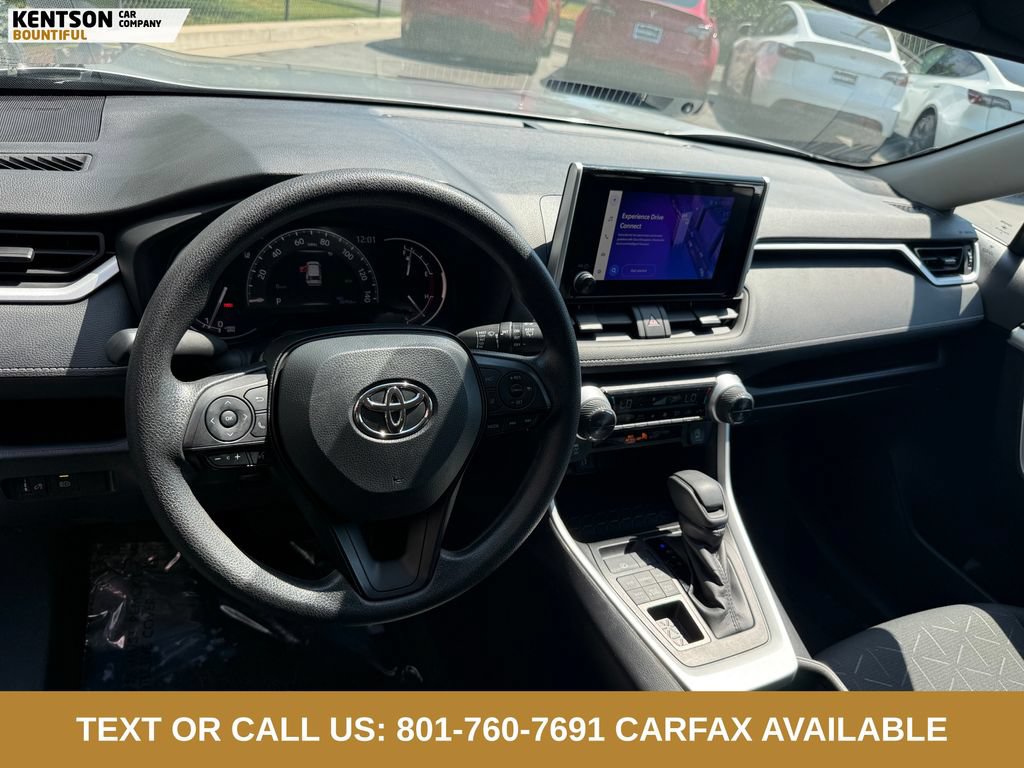 Used 2025 Toyota RAV4 XLE AWD/4WD image 26