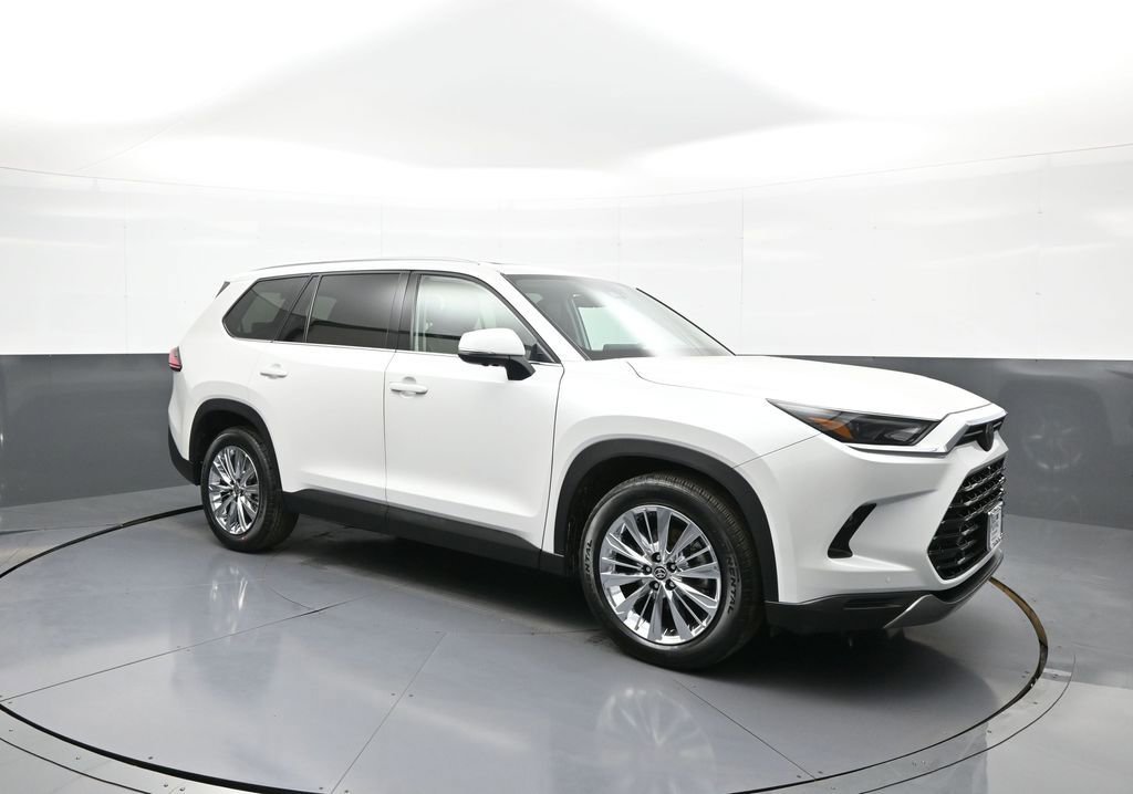 Certified 2024 Toyota Grand Highlander Platinum image 4