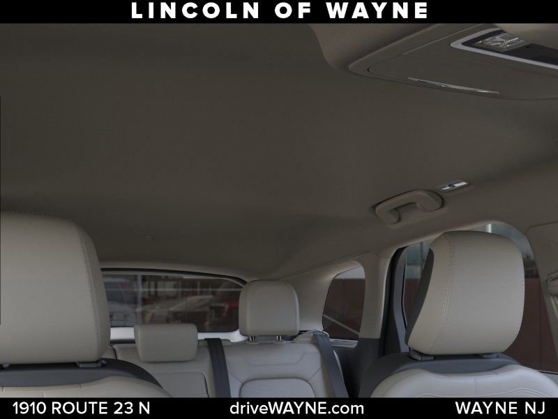 New 2026 Lincoln Corsair Premiere image 23