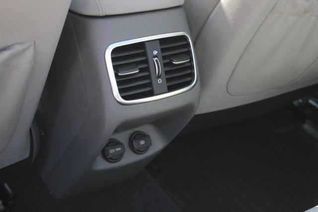 Used 2016 Kia Optima EX w/ Premium Package image 27