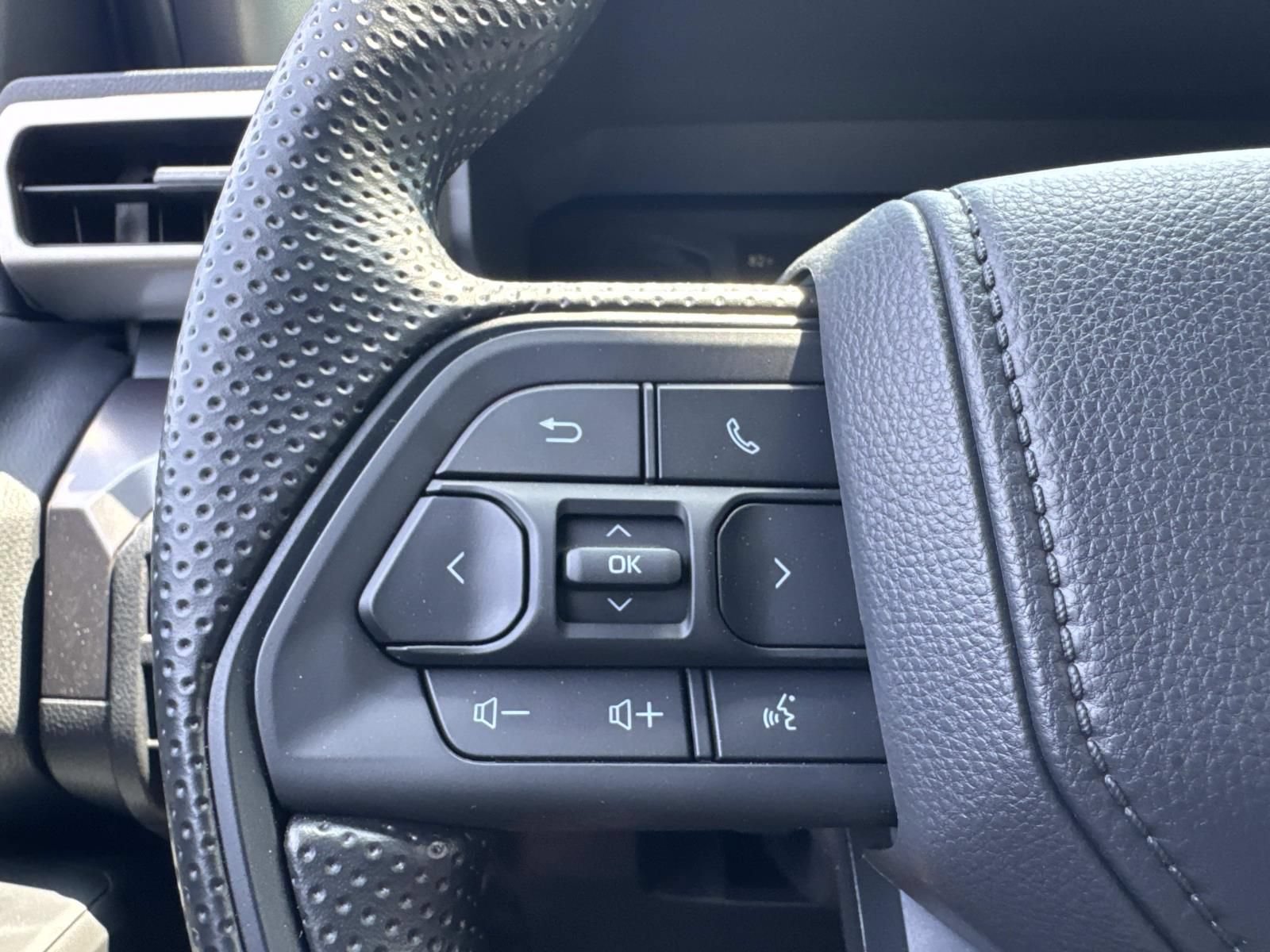 New 2026 Toyota Tacoma SR5 AWD/4WD image 17