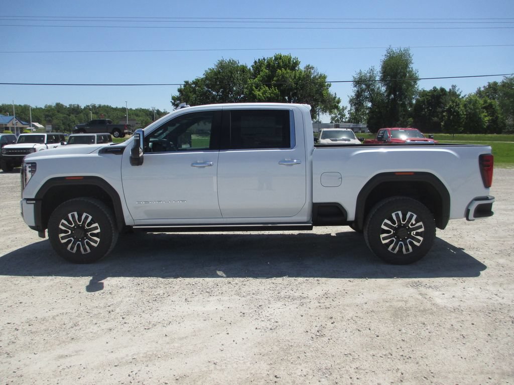 New 2026 GMC Sierra 2500 Denali Ultimate AWD/4WD image 10
