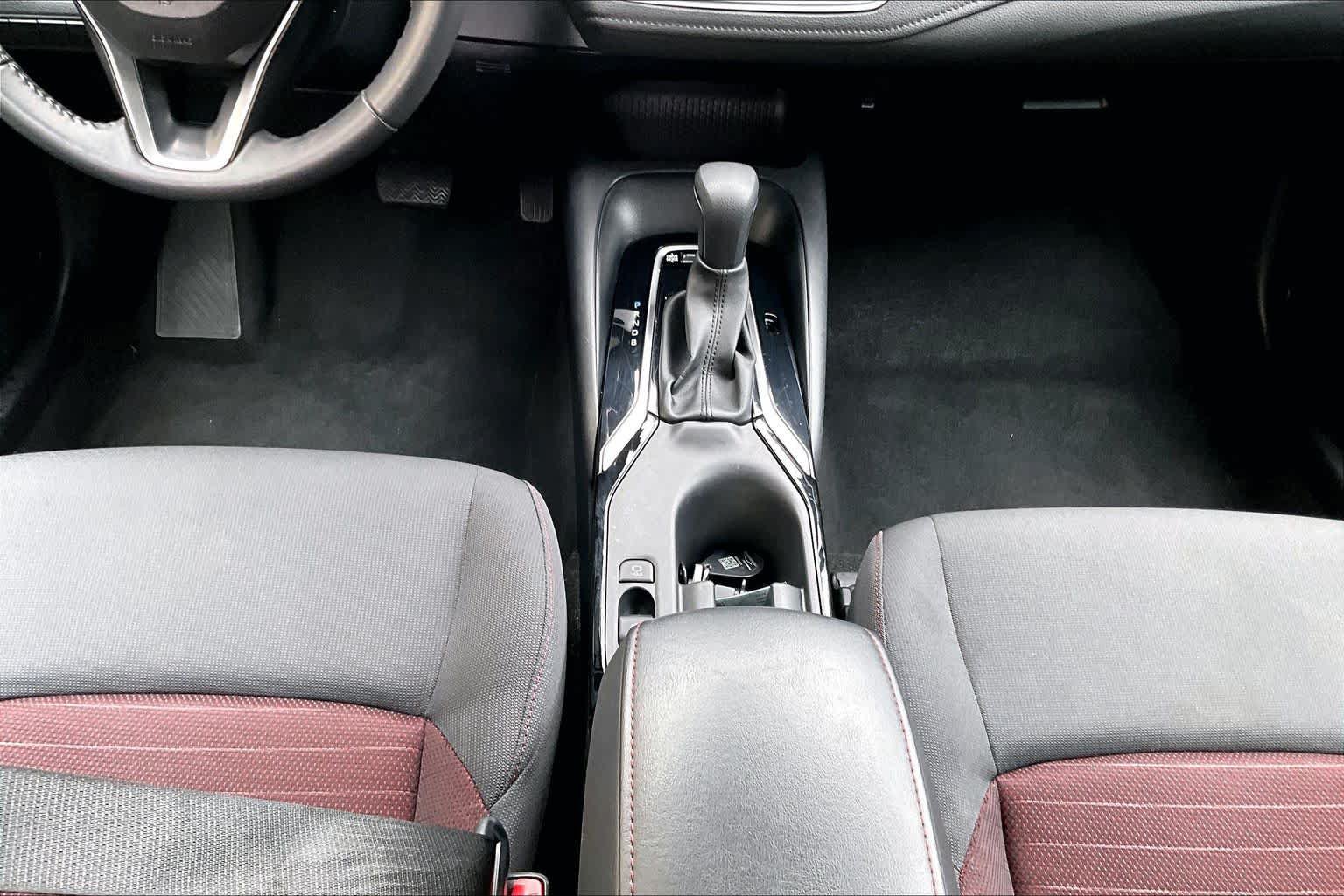Certified 2024 Toyota Corolla SE FWD image 17