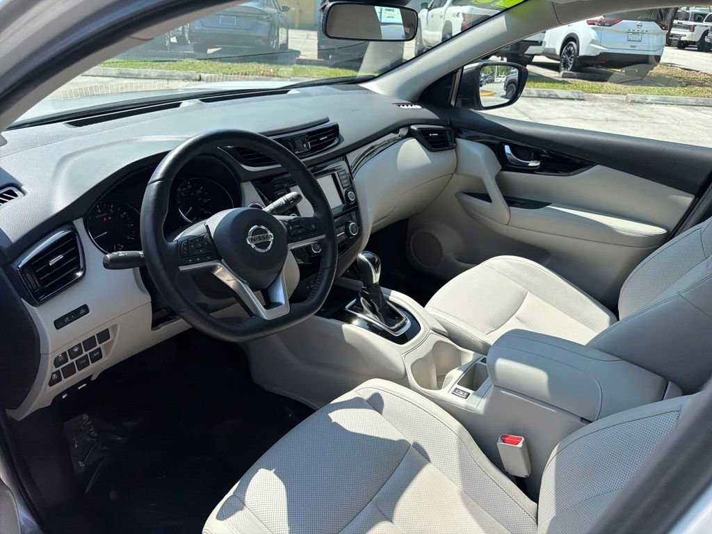 Certified 2022 Nissan Rogue Sport SL image 14