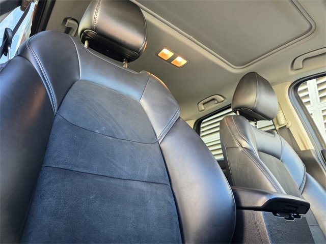 Used 2019 MAZDA CX-5 Touring image 17