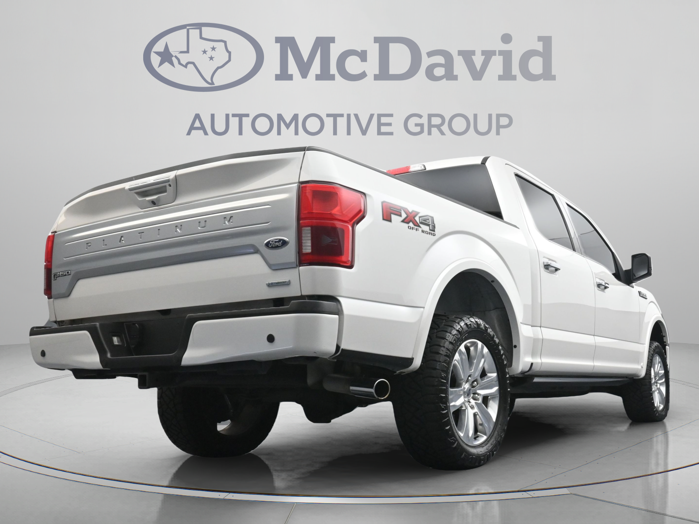 Used 2018 Ford F150 Platinum w/ Equipment Group 701A Luxury AWD/4WD image 31