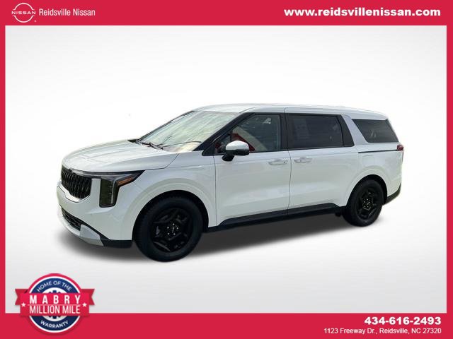 Used 2025 Kia Carnival