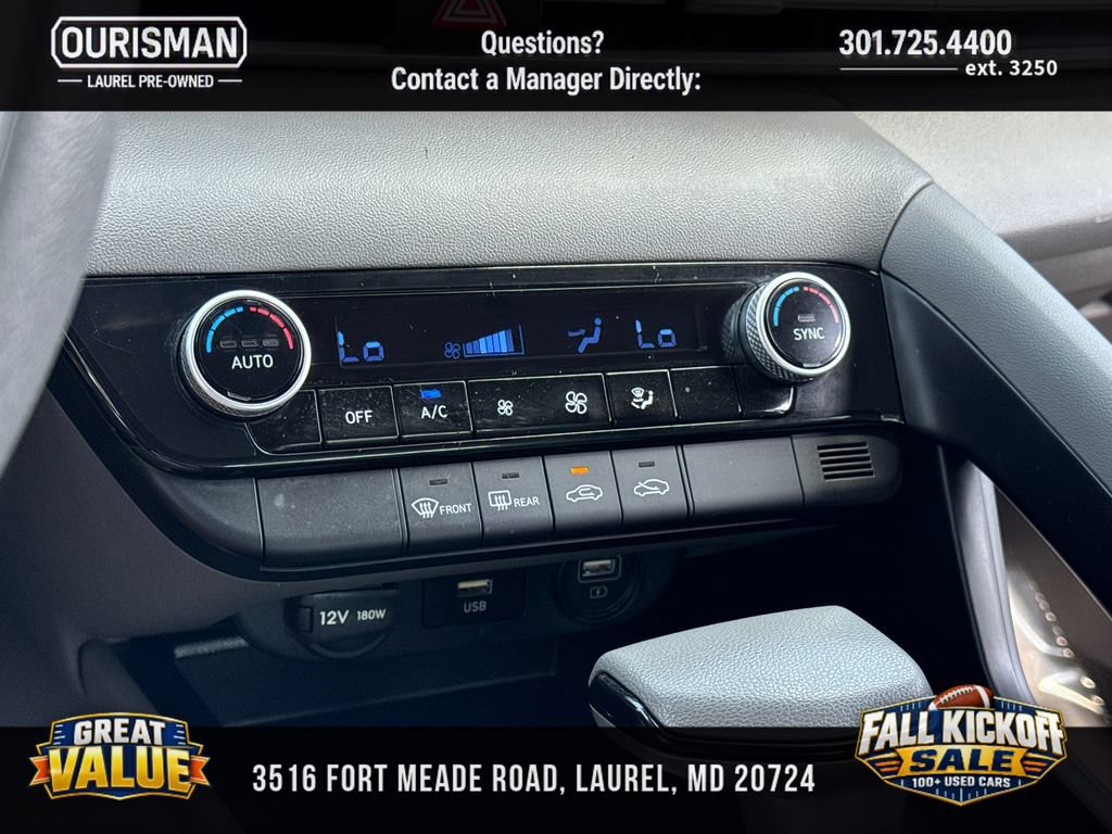 Used 2023 Hyundai Elantra SEL FWD image 15