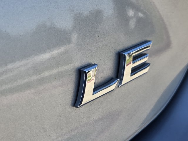 Used 2026 Toyota Camry LE FWD image 13