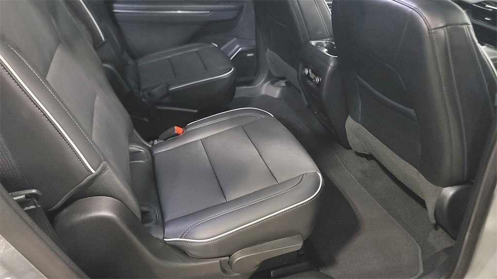 Used 2025 Buick Enclave Preferred image 6