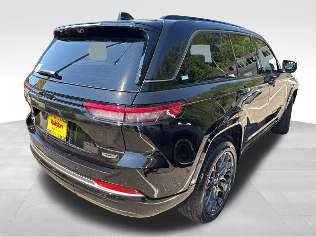 New 2026 Jeep Grand Cherokee Summit w/ Obsidian Package AWD/4WD image 7