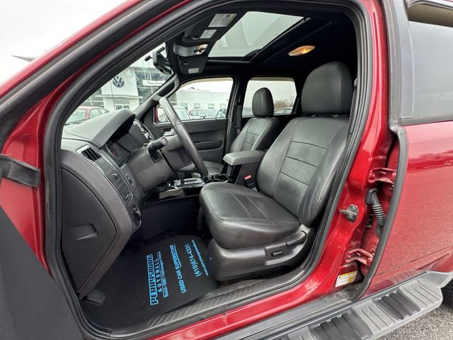 Used 2011 Ford Escape Limited w/ 301A Rapid Spec Order Code FWD image 17