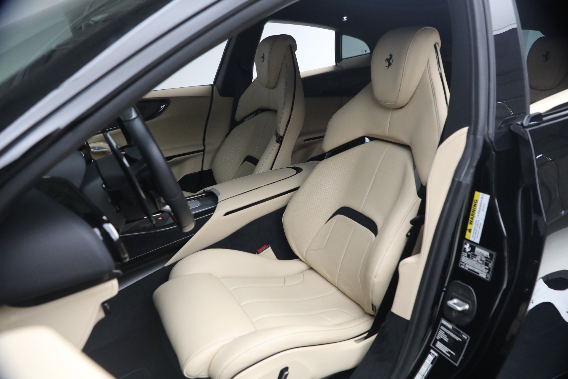Certified 2024 Ferrari Purosangue AWD/4WD image 15