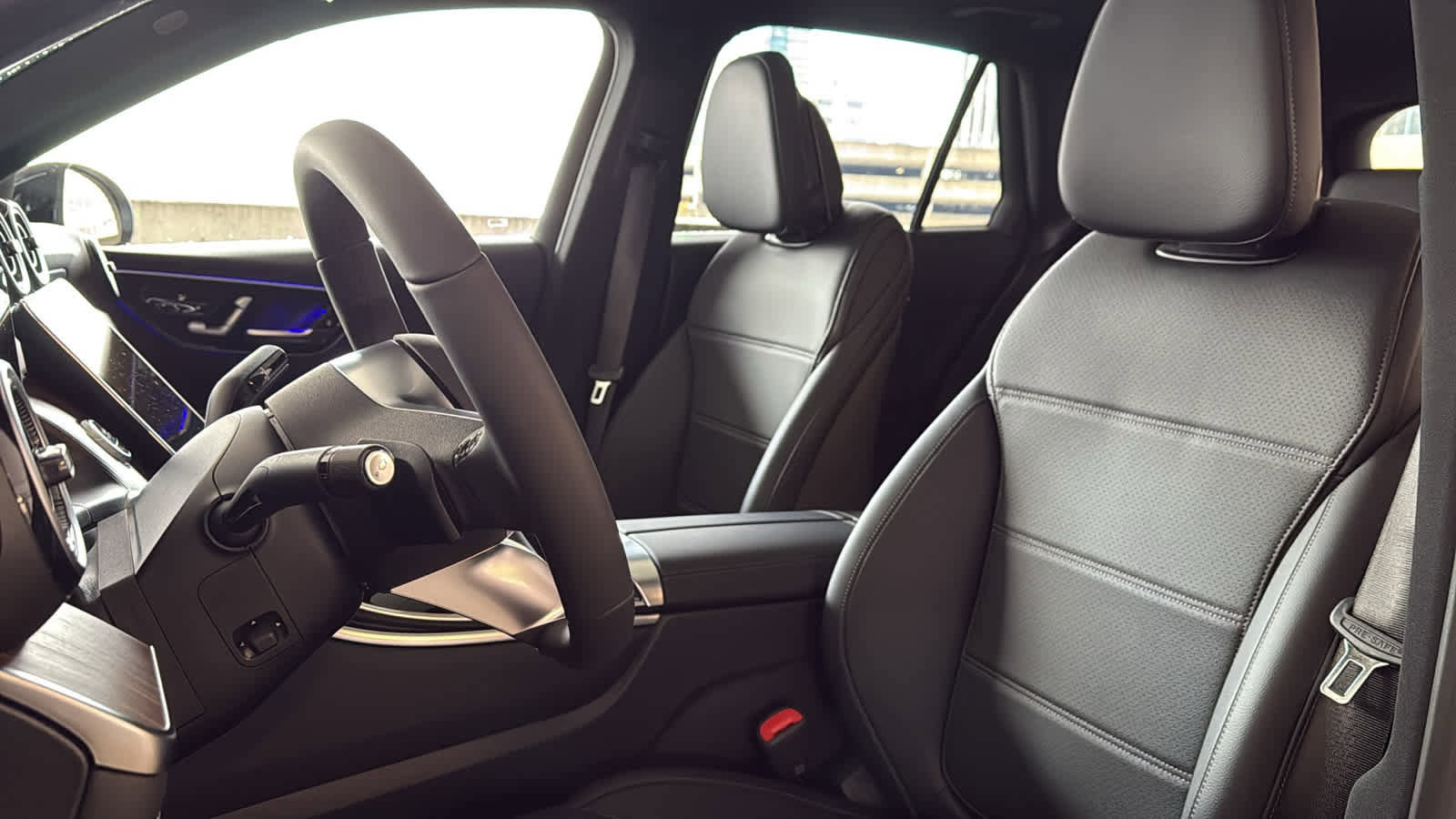 New 2026 Mercedes-Benz GLC 300 4MATIC image 26