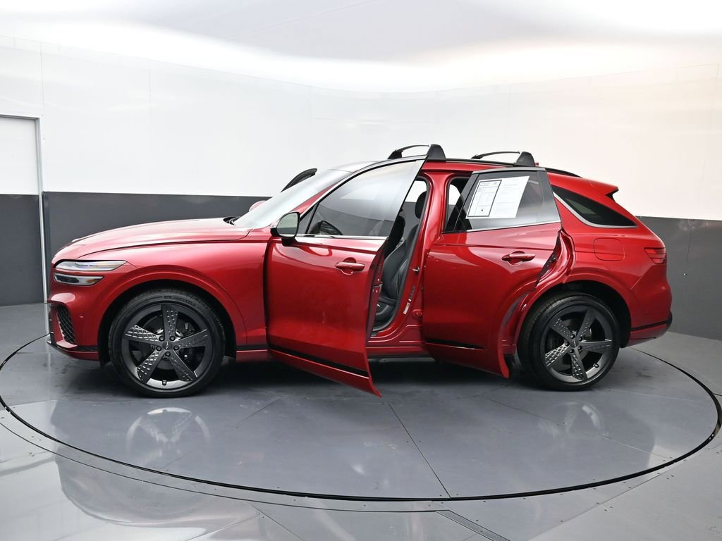 Used 2025 Genesis GV70 3.5T Sport w/ Sport Advanced Package image 25