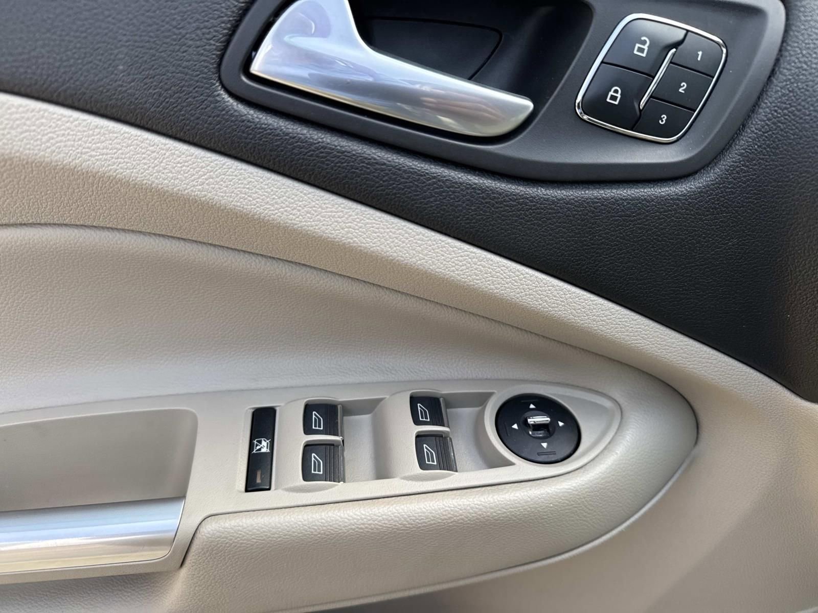 Used 2014 Ford Escape Titanium w/ Equipment Group 401A image 25