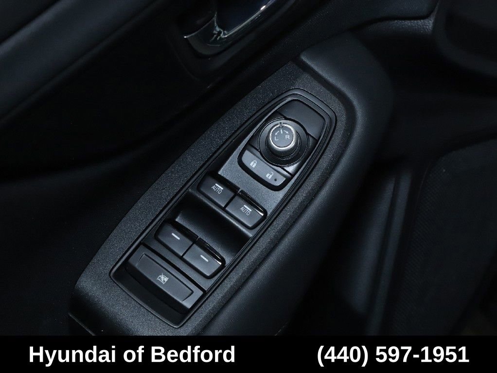 Used 2024 Subaru Outback Premium AWD/4WD image 18