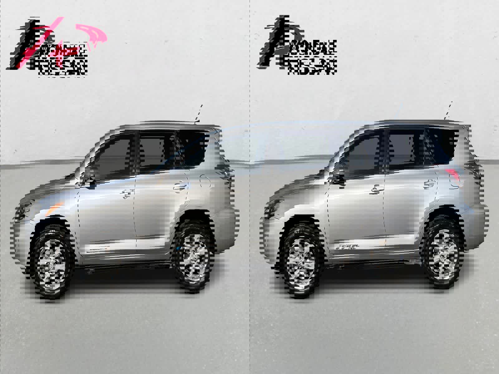 Used 2014 Toyota RAV4 EV FWD image 3