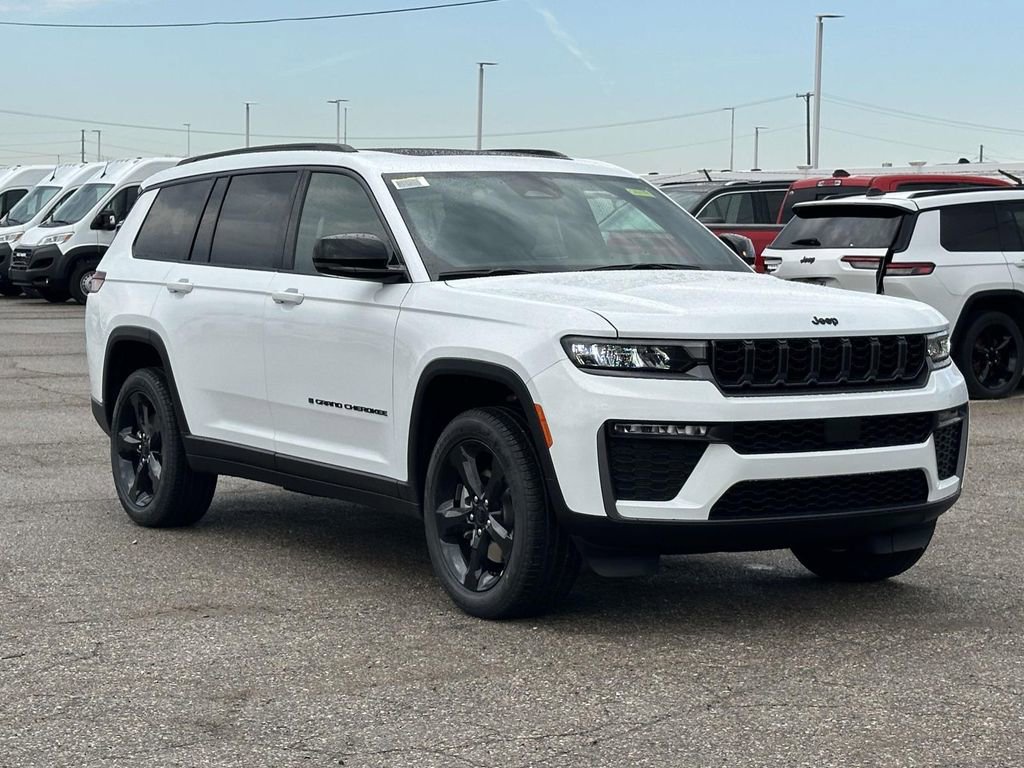 New 2026 Jeep Grand Cherokee L Limited w/ Limited Altitude Package