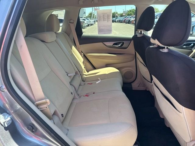 Used 2016 Nissan Rogue SV w/ SV Premium Package FWD image 17