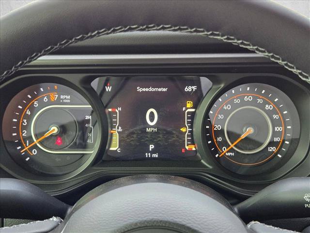 New 2026 Jeep Gladiator Rubicon w/ Steel Power Dome Hood Package AWD/4WD image 11