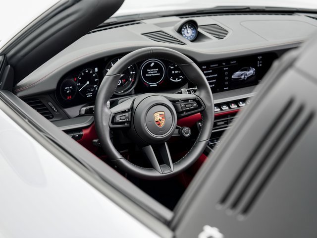 Used 2024 Porsche 911 Targa 4S image 10