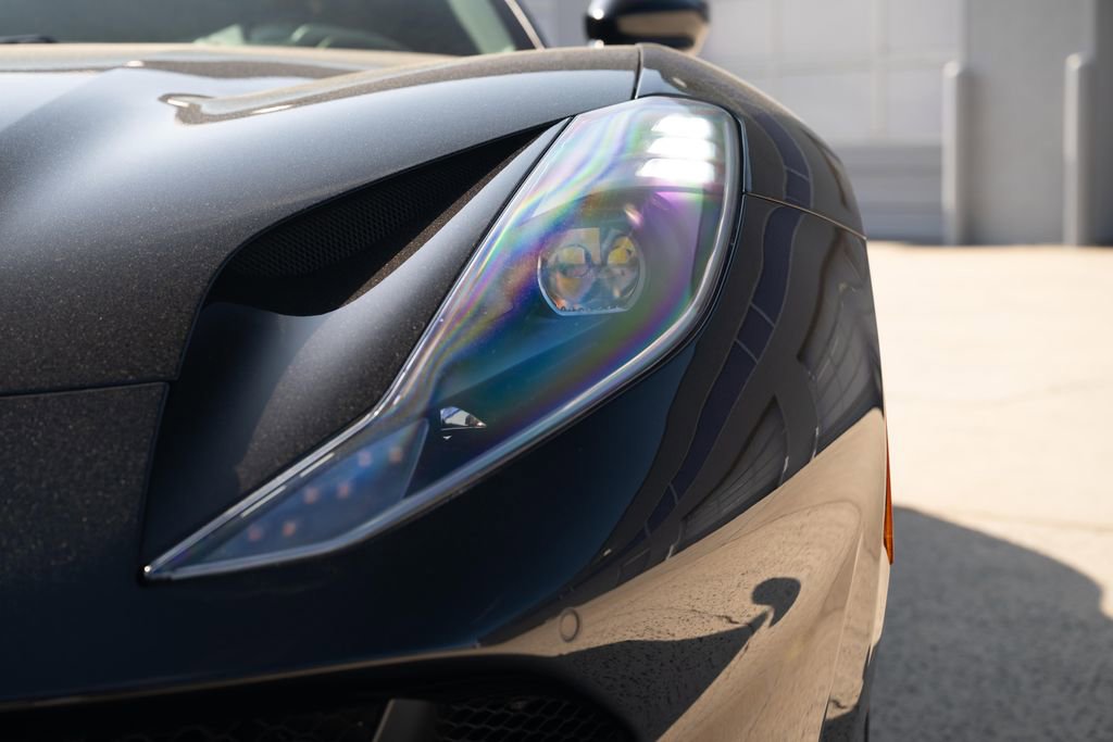 Used 2020 Ferrari 812 Superfast image 16