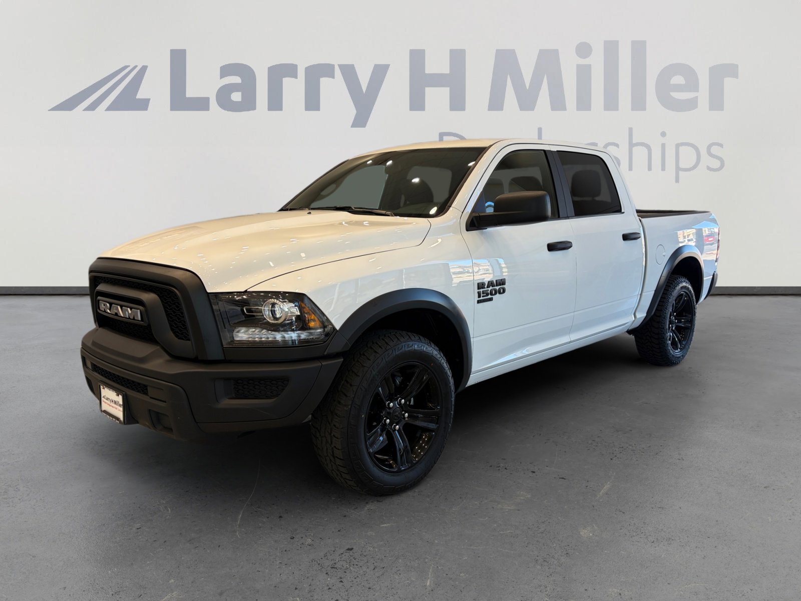 Used 2024 RAM 1500 Classic Warlock AWD/4WD image 1
