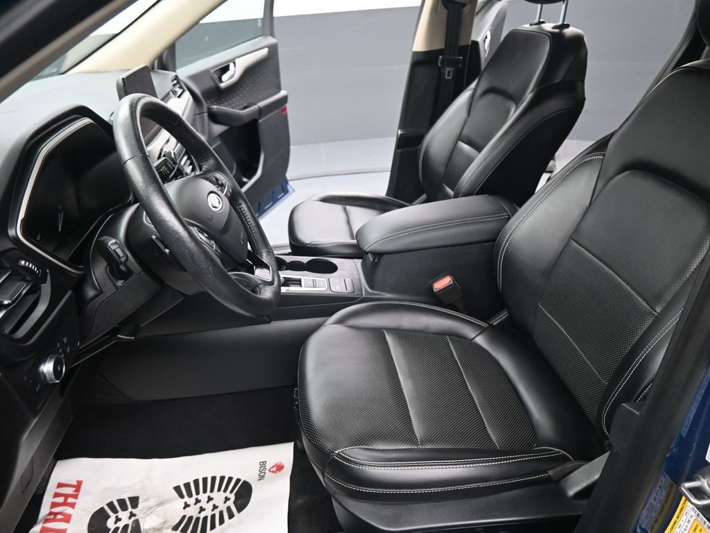 Certified 2020 Ford Escape SEL image 2