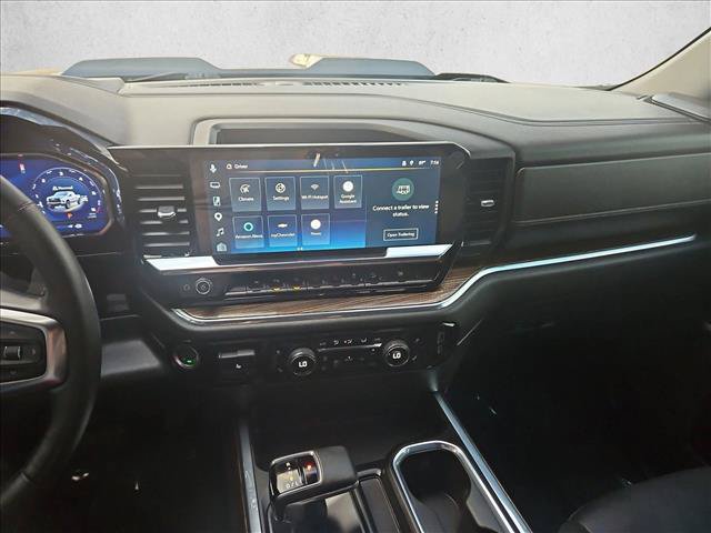Used 2024 Chevrolet Silverado 1500 LT Trail Boss w/ LT Trail Boss Premium Package AWD/4WD image 15