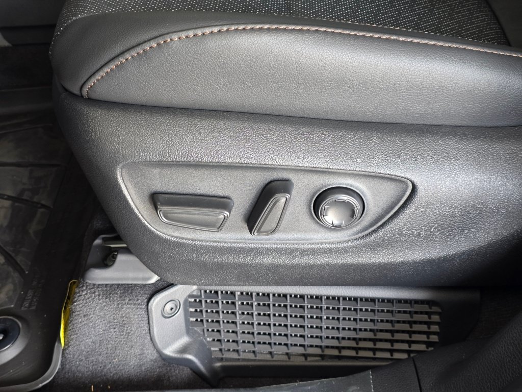 New 2026 Toyota Sienna Limited AWD/4WD image 21
